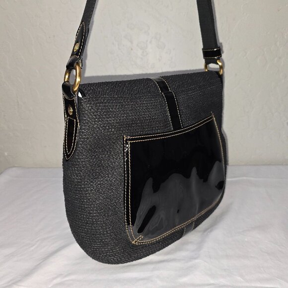 Eric Javits Medium Black Squishee Straw And Patent Leather Flap Crossbody Bag - Picture 4 of 15